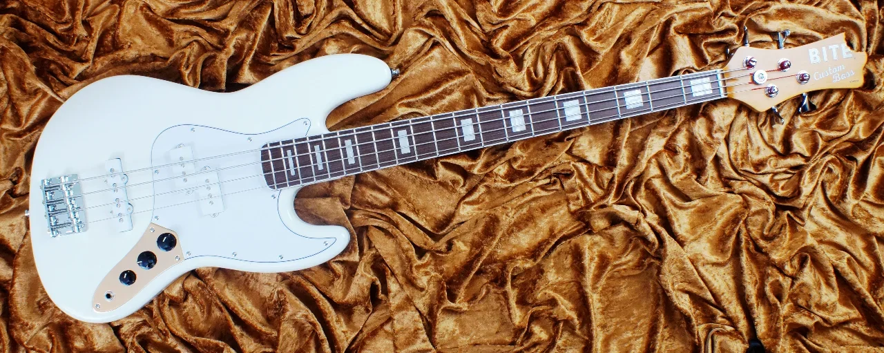 BITE Jawbone Reverse PJ Custom Bass - White