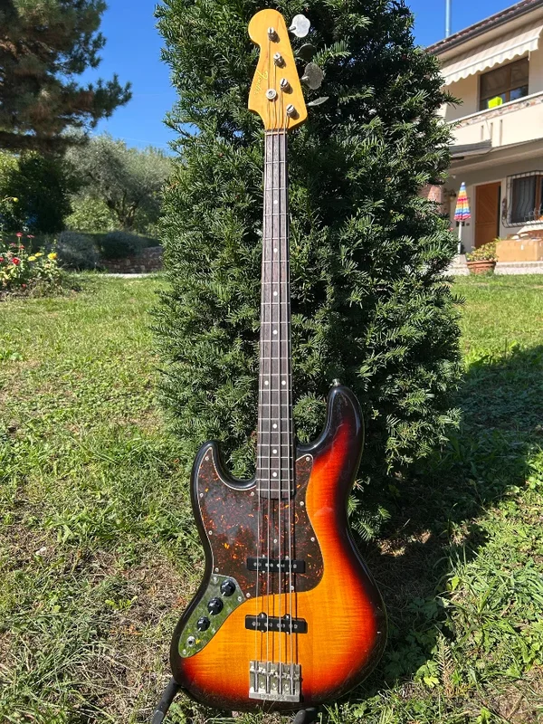 LEFTY FENDER jazz bass JB62 made in Japan