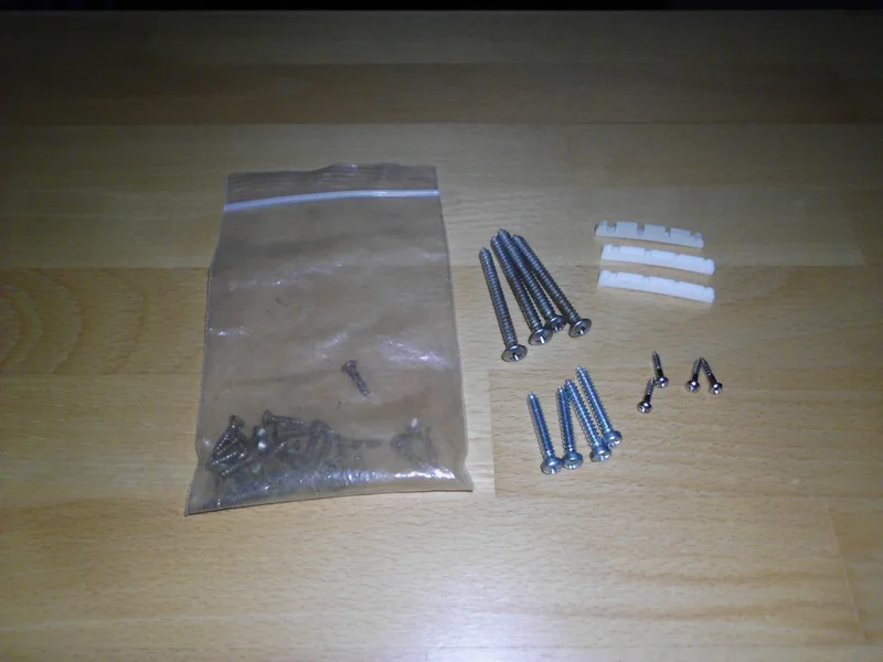 Fender Bass Kleinteile-Konvolut