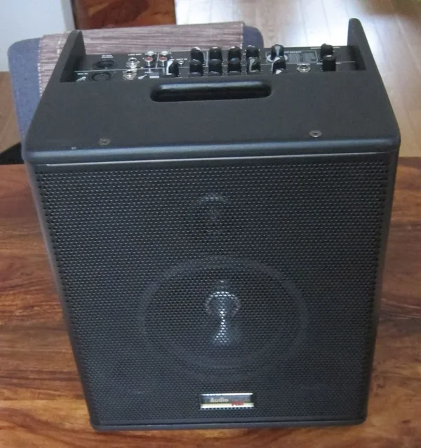 Audio Design Pro Impact AG6 Akustik (Gitarren) Verstärker inkl. Tasche