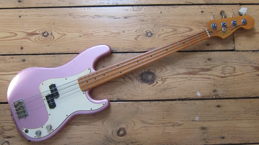 Hillbrand Precision Bird Bass Misty Burgundy 2023, auch Tausch
