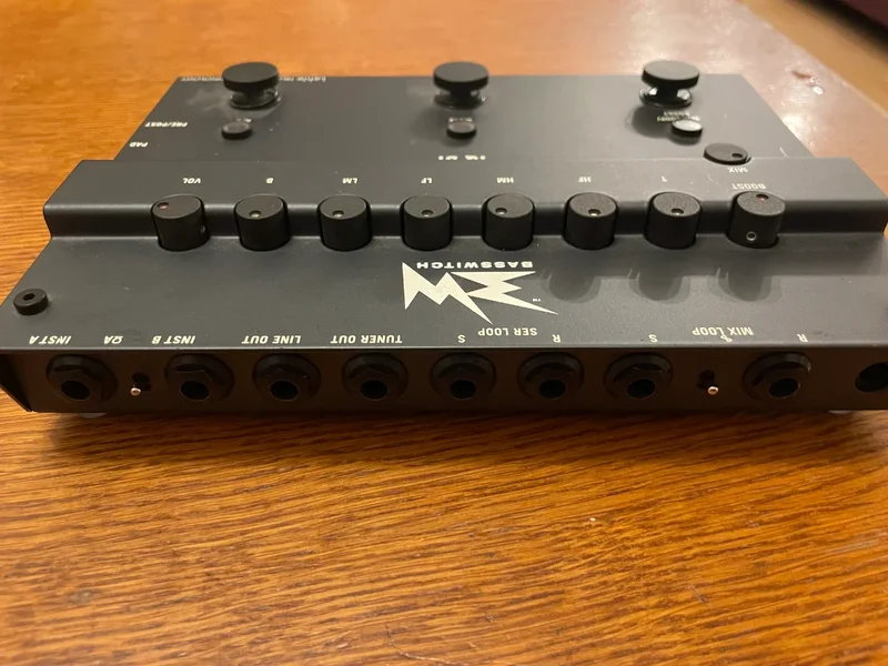 RMI Basswitch
