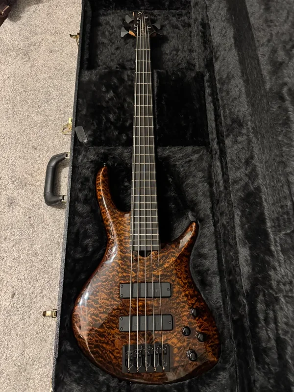 Keith Roscoe Century Custom