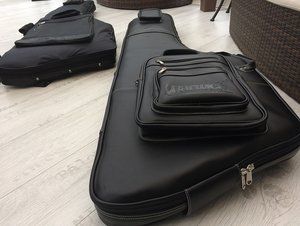 Gigbag (1)kl.jpg Gigbag (1)kl.jpg