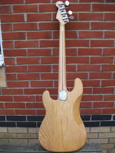 76 and 76 basses 045.JPG 76 and 76 basses 045.JPG