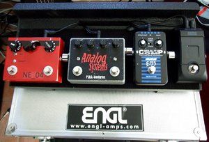 Pedalboard Analog.jpg