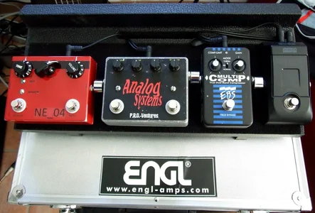 Pedalboard Analog.webp