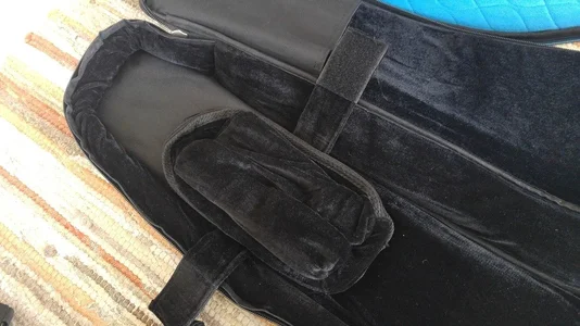 Rockbag Hals Pad.webp