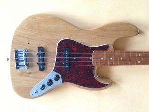 1969:72 Fender Jazz Bass lined Fretless Jaco Pasto.jpg