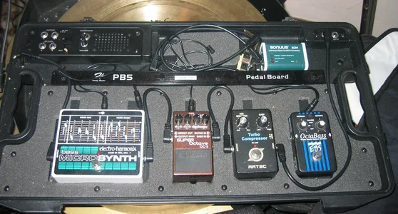 E synthbass.webp E synthbass.webp