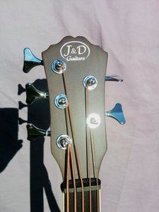 JD_ABG-5c_Headstock.JPG