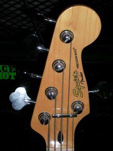 squier-by-fender-foto-bild-91353902.jpg squier-by-fender-foto-bild-91353902.jpg