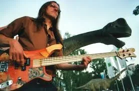 schepper bass saurier.webp