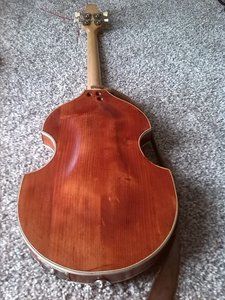 Violinbass04.jpg