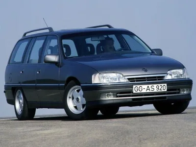 opel-omega-a-caravan.webp