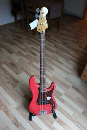 Squier 2 Kopie.webp