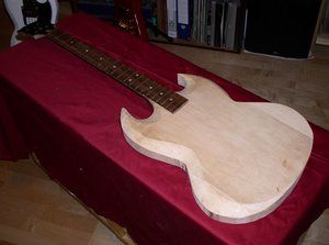 SG_Bass_Body_Raw.3.jpg SG_Bass_Body_Raw.3.jpg