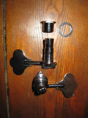 Hipshot Licensed Tuner.webp Hipshot Licensed Tuner.webp