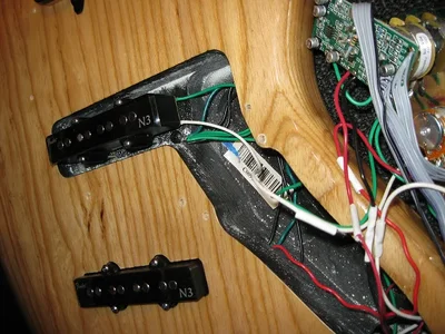 Fender american deluxe skandal ko.webp Fender american deluxe skandal ko.webp