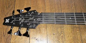 Modulus Graphite Quantum 6 EMG + Aguilar (9).jpg