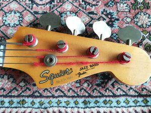 Japan Squier Fender Jazz Bass vintage Mitte 80er Player