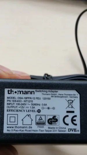 Thomann Netzteil NT 1215 .webp Thomann Netzteil NT 1215 .webp