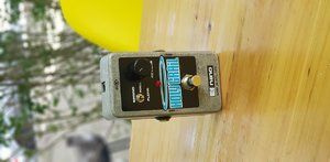 EHX Holy Grail nano