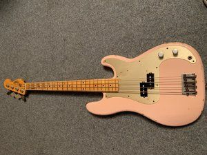 Fender Precision Bass