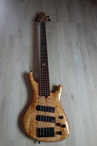 Verkauft !!!  Roscoe Bass LG5 custom