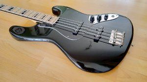 Greco_Jazzbass_05.jpg Greco_Jazzbass_05.jpg