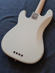 AS-White6.jpg AS-White6.jpg