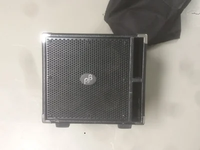 phil jones c4 vorne.webp