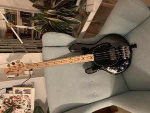 Music Man Stingray 4 Lefthand Linkshänder Lefty 3-Band-EQ