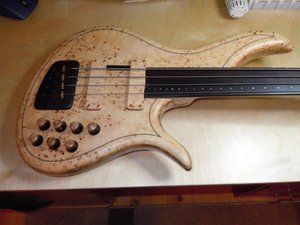 F Bass 029.jpg