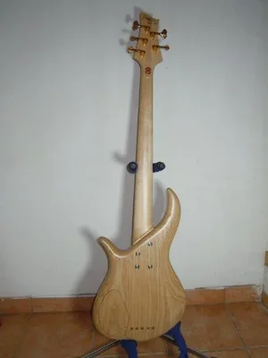 F Bass 004.webp