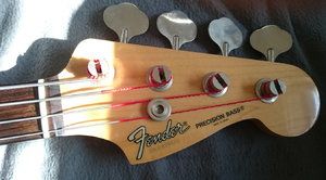fenderprecijapan2.jpg fenderprecijapan2.jpg