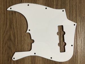 Fender Jazz Bass Pickguard weiß original