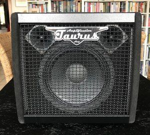 Taurus TS-10 Basscombo 350 Watt/ Sica Neospeaker / 14 Kilo leicht / neuwertig