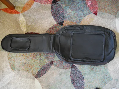 10_Bass Tasche_1.webp