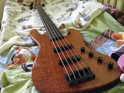 Sadowsky NYC 25 Anniversary (13).webp