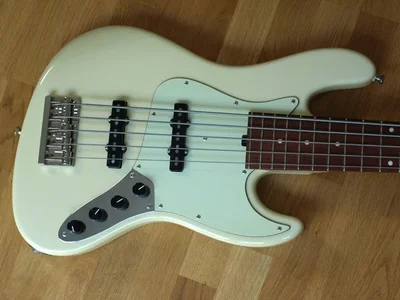 Sado MV5 OW mint.webp