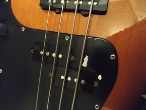 Squier Precision Bass Special