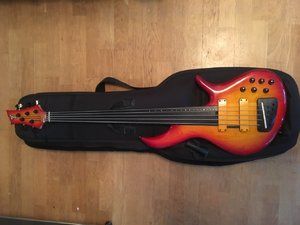 F-Bass BNF 5 Fretless