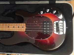 Music Man Stingray 4 Classic