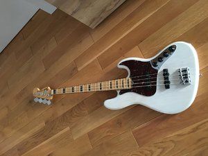 Fender American deluxe jazz bass