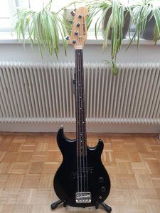 Yamaha BB400S Fretless Made in Japan 1984