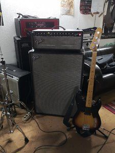Fender Bassman 800