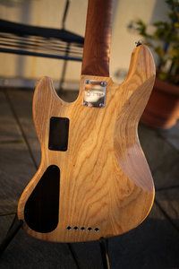 Sire V10-4.jpg Sire V10-4.jpg