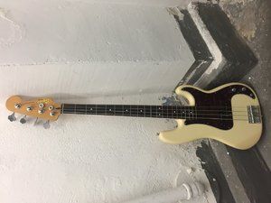 Squier Classic Vibe 60s Precision MkI
