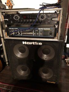 Feeler: Hartke HA 3500, Boxen, Bass Pod, Case.